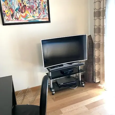 Apartment With 3 Bedrooms In Lisboa With Wonderful City View Furnished Terrace And Wifi 10 Km From The Beach Апартаменты