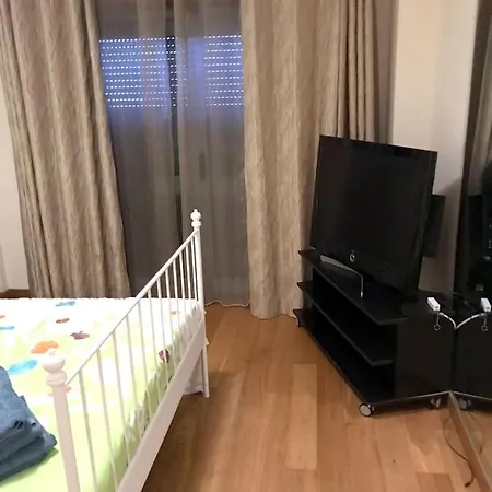 Apartment With 3 Bedrooms In Lisboa With Wonderful City View Furnished Terrace And Wifi 10 Km From The Beach * Lisboa