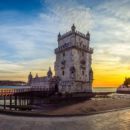 Apartamento Apartment With 3 Bedrooms In Lisboa With Wonderful City View Furnished Terrace And Wifi 10 Km From The Beach *